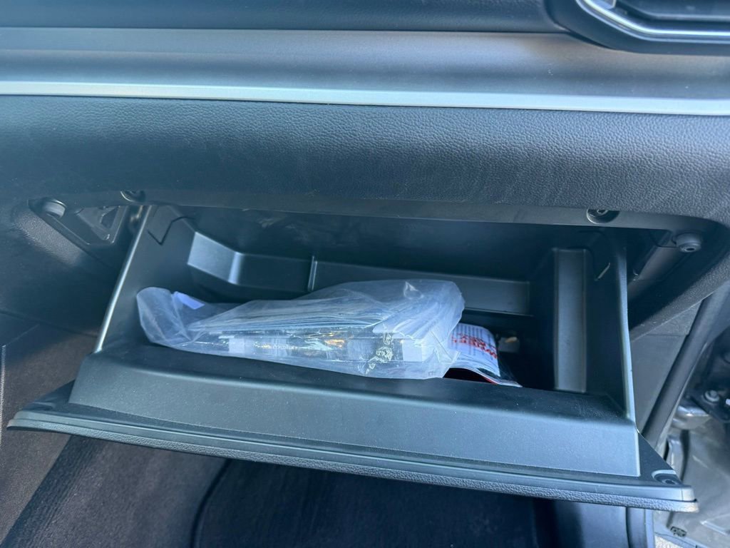 Certified 2022 Ford Explorer XLT w/ Equipment Group 202A image 24