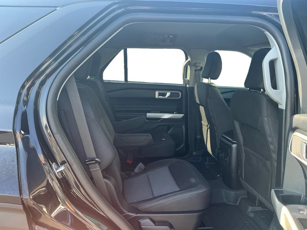 Certified 2023 Ford Explorer XLT RWD image 23