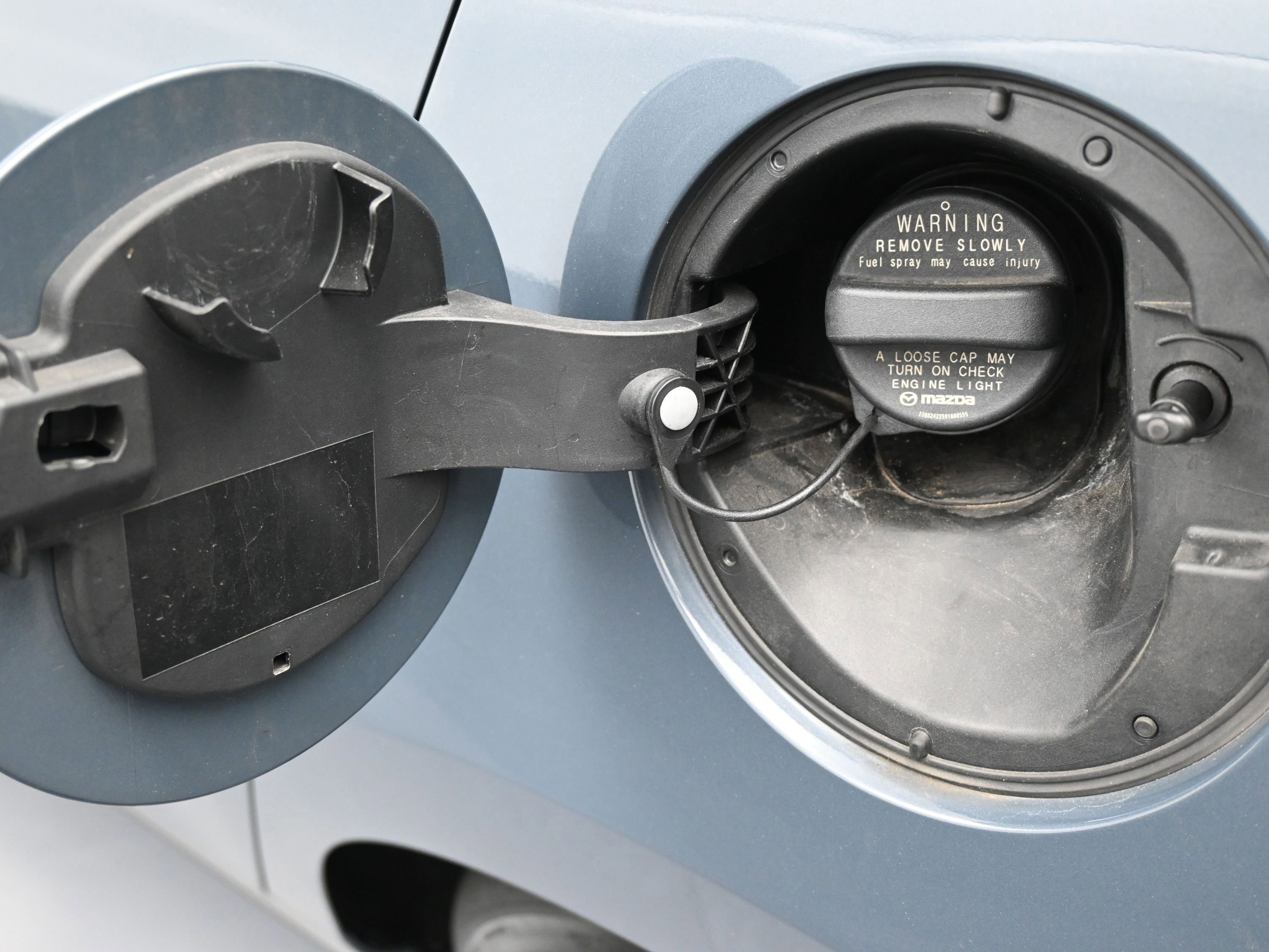 Used 2024 MAZDA MAZDA3 s image 37