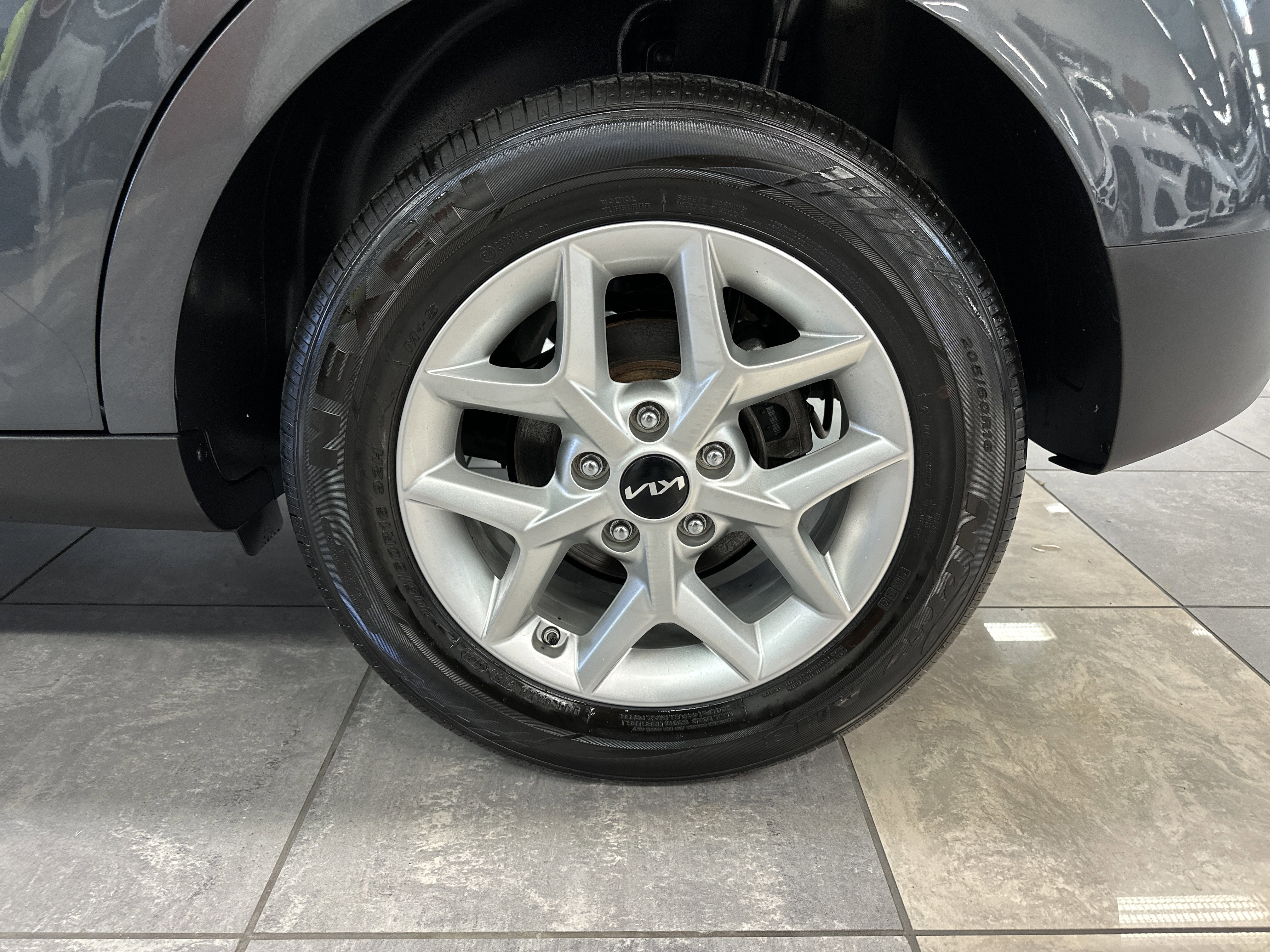 Used 2022 Kia Soul LX w/ Technology Package image 16