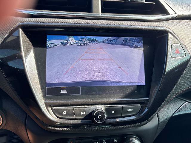 Used 2022 Chevrolet TrailBlazer RS w/ Sun and Liftgate Package FWD image 22
