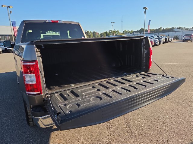 Certified 2018 Ford F150 XLT w/ Trailer Tow Package AWD/4WD image 26