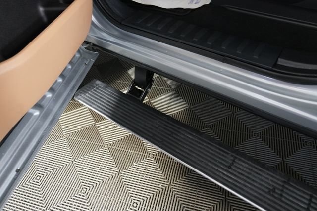 Certified 2023 Ford F350 Lariat w/ Tremor Off-Road Package image 16