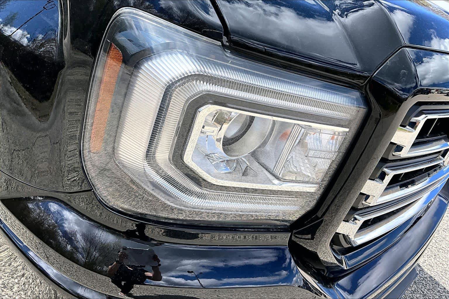Used 2019 GMC Sierra 1500 Limited w/ Elevation Edition AWD/4WD image 27
