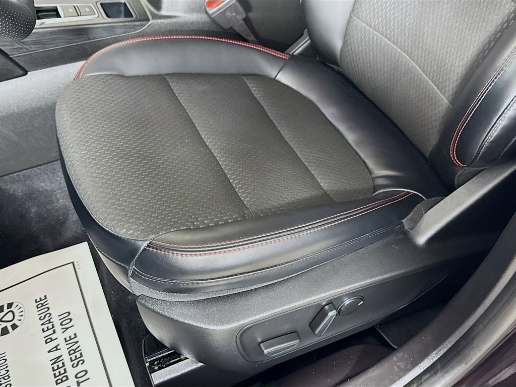 Certified 2023 Ford Escape ST-Line w/ Tech Pack #1 FWD image 23