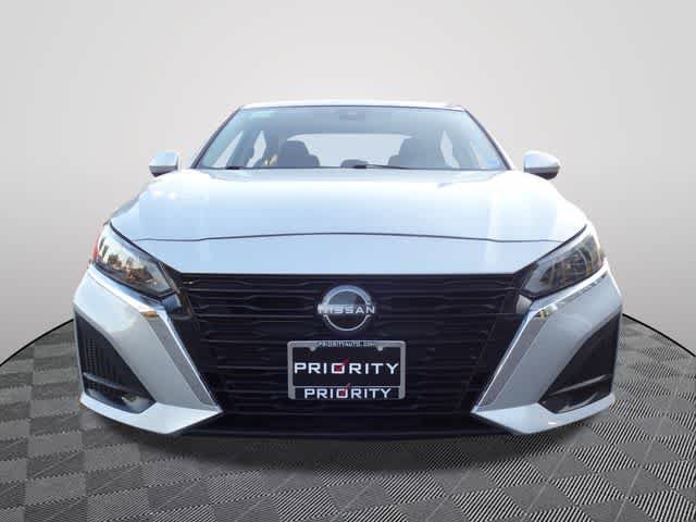 Used 2023 Nissan Altima 2.5 SV FWD image 5