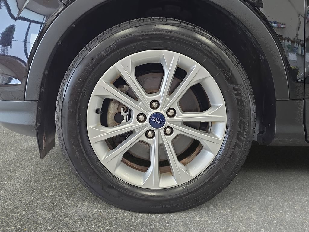Certified 2017 Ford Escape SE AWD/4WD image 27