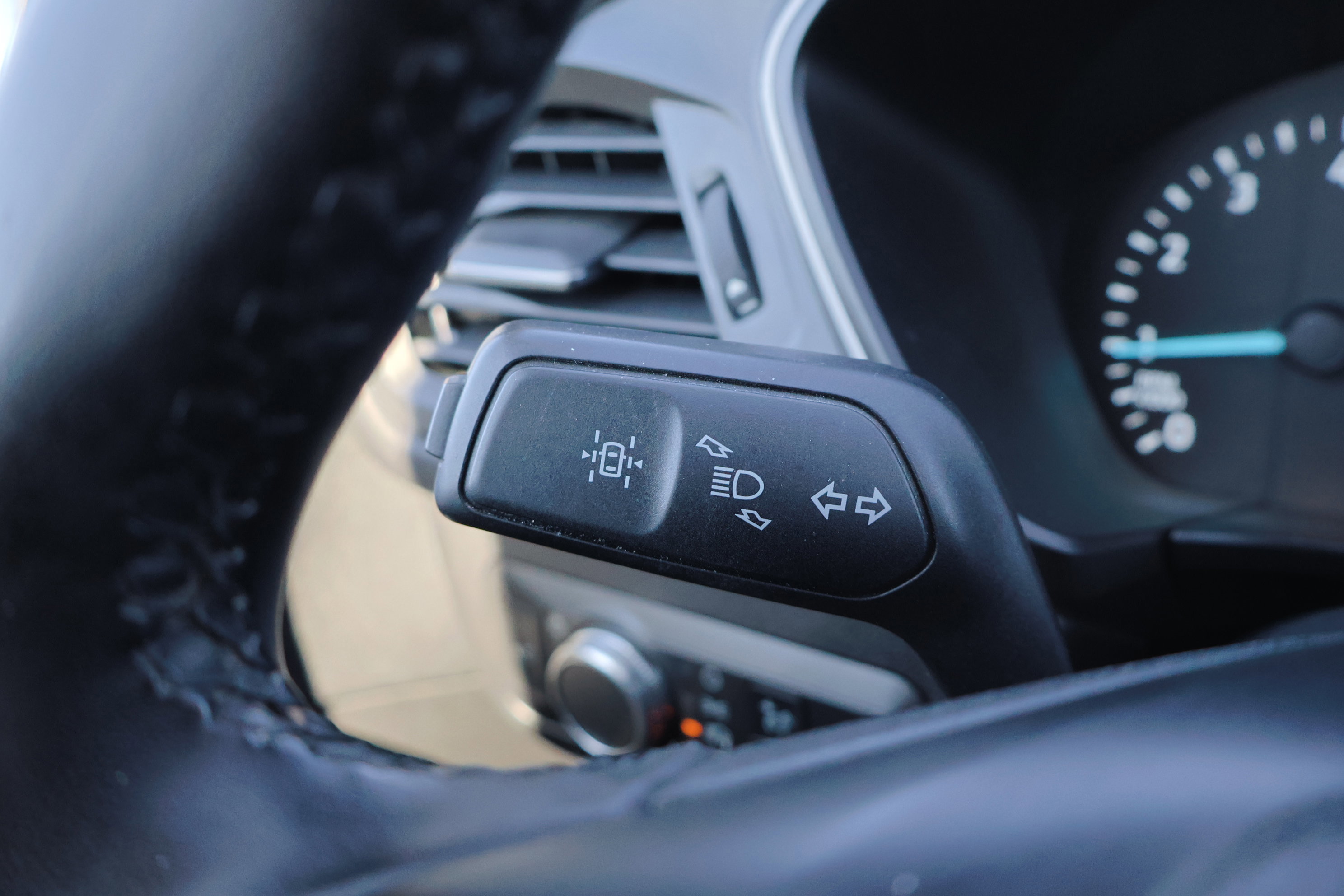 Certified 2021 Ford Escape SE w/ Convenience Package image 19