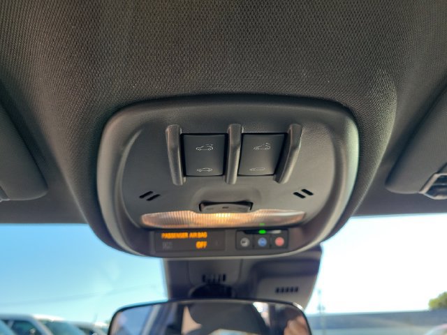 Used 2026 Chevrolet Trax RS w/ Sunroof Package FWD image 27