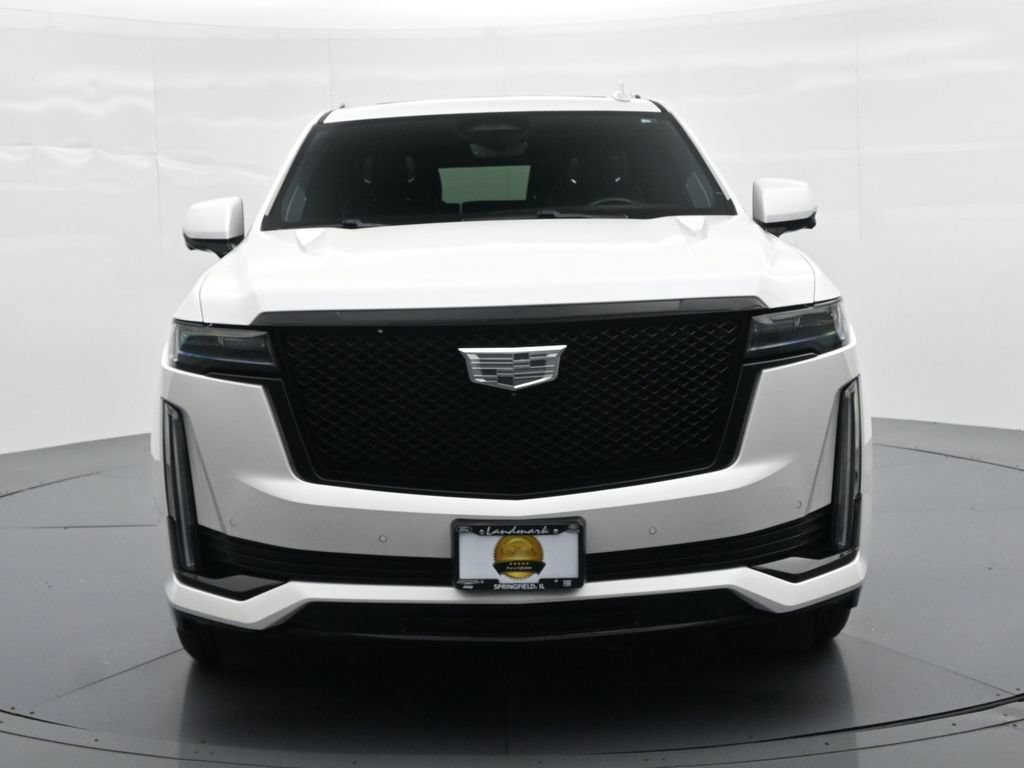 Used 2024 Cadillac Escalade Sport Platinum w/ LPO, ONYX Package AWD/4WD image 2