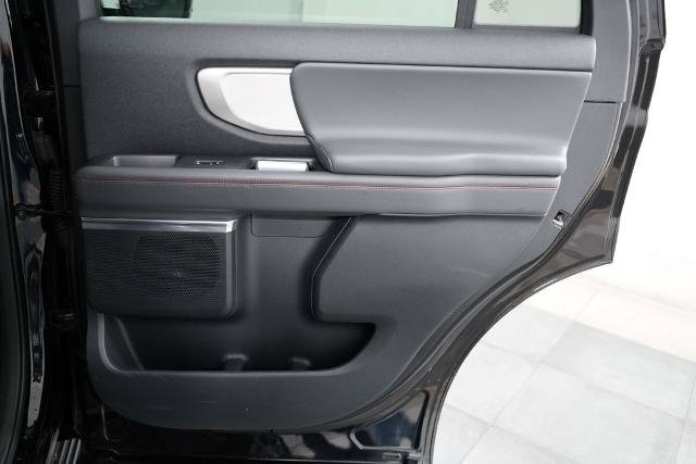 Certified 2025 Ford Expedition Active AWD/4WD image 33