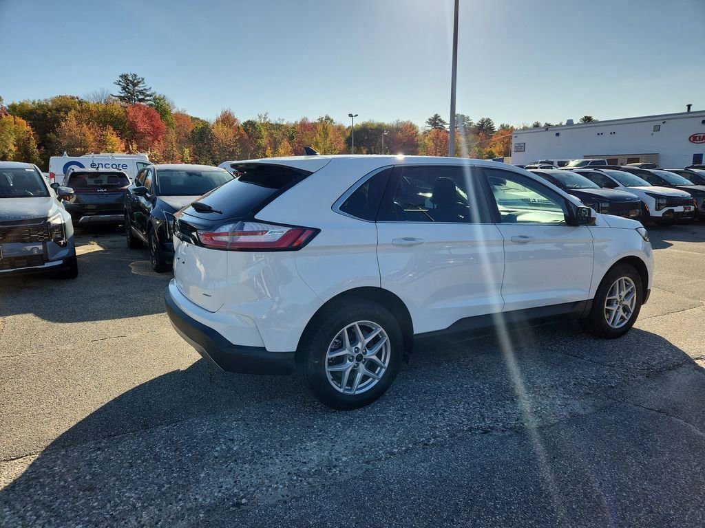 Certified 2024 Ford Edge SEL image 7