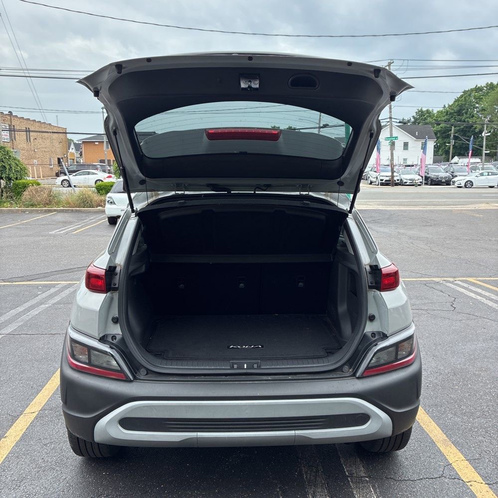 Used 2023 Hyundai Kona SEL AWD/4WD image 11