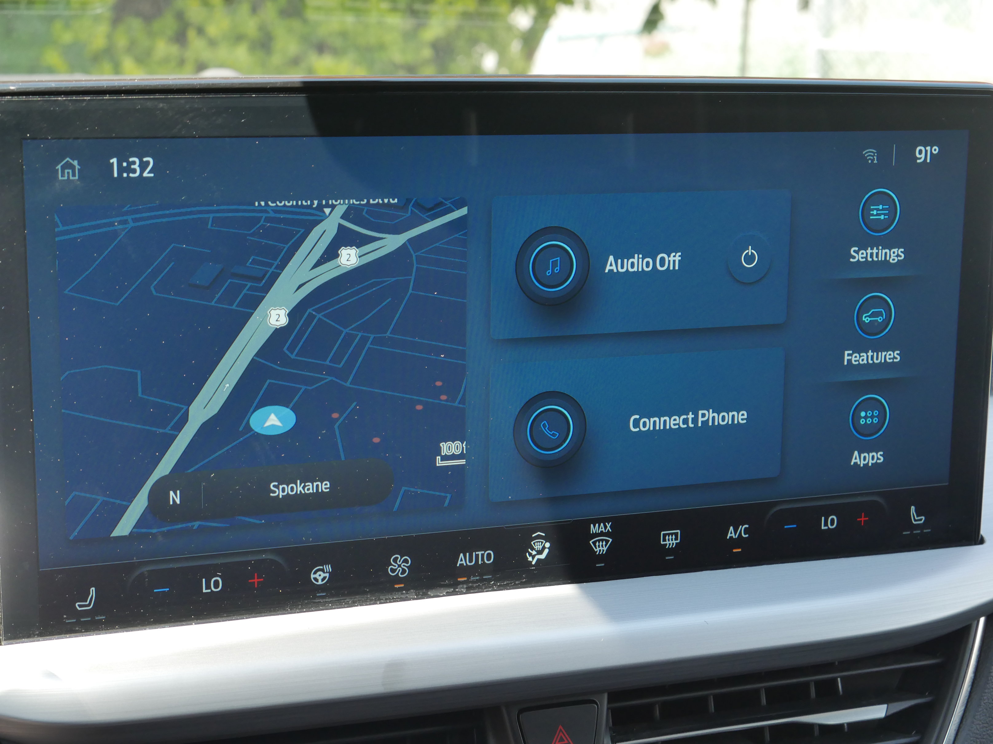 Certified 2025 Ford Escape Platinum AWD/4WD image 9