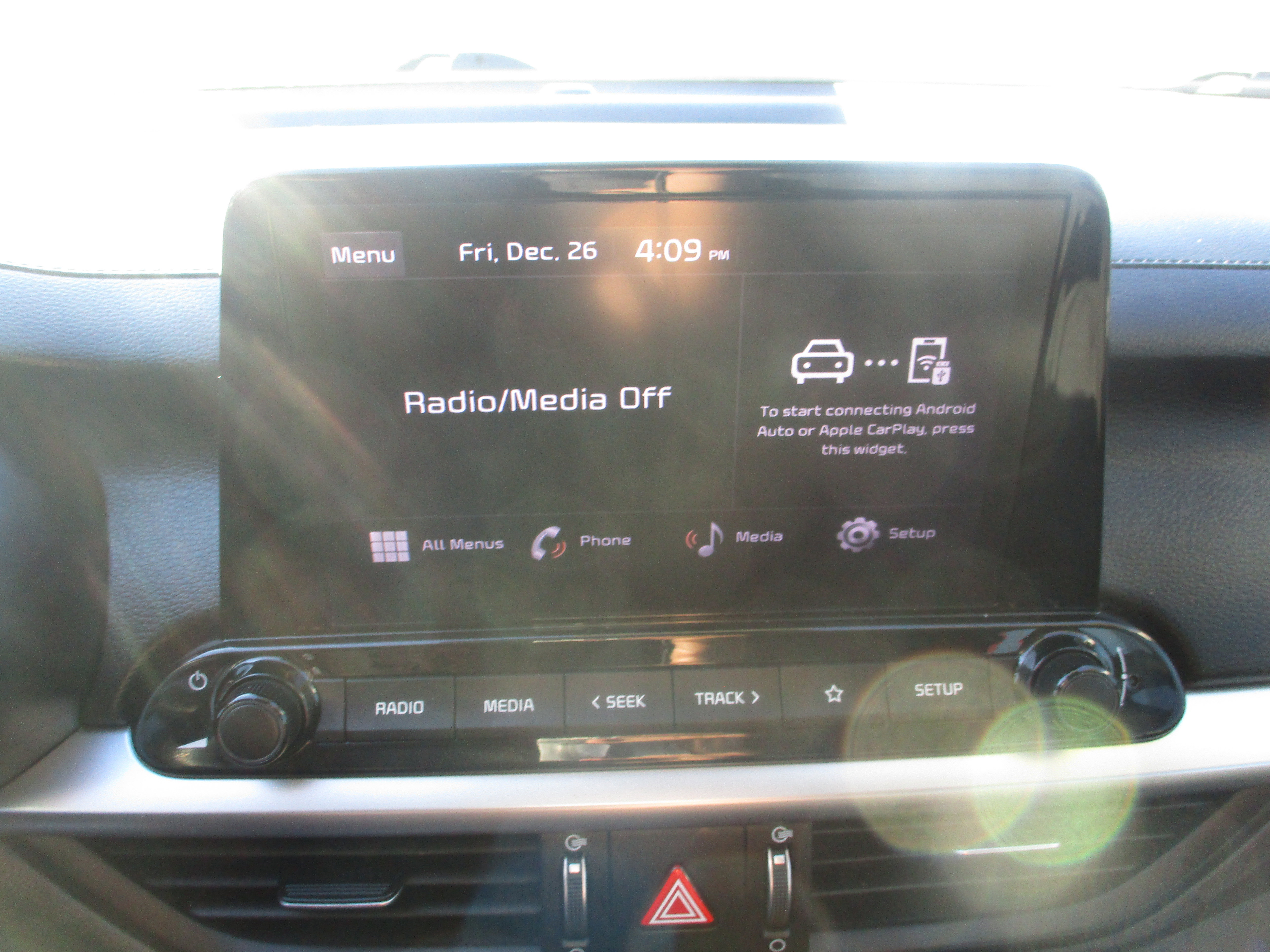 Used 2023 Kia Forte LX image 17