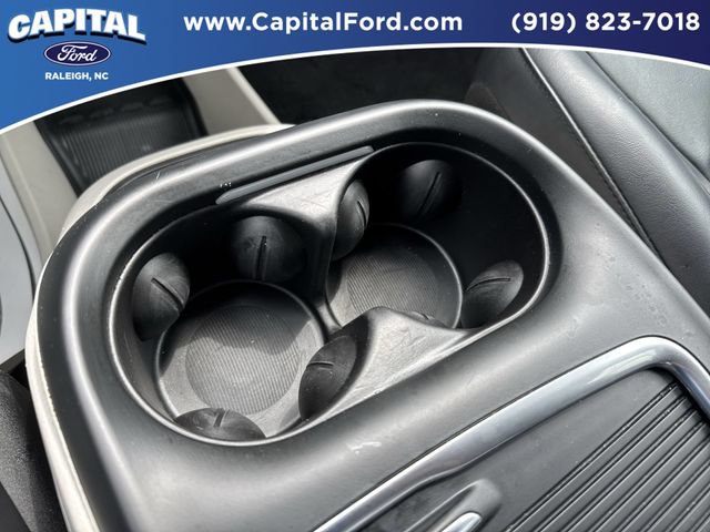 Used 2024 Chrysler Pacifica Touring-L FWD image 31