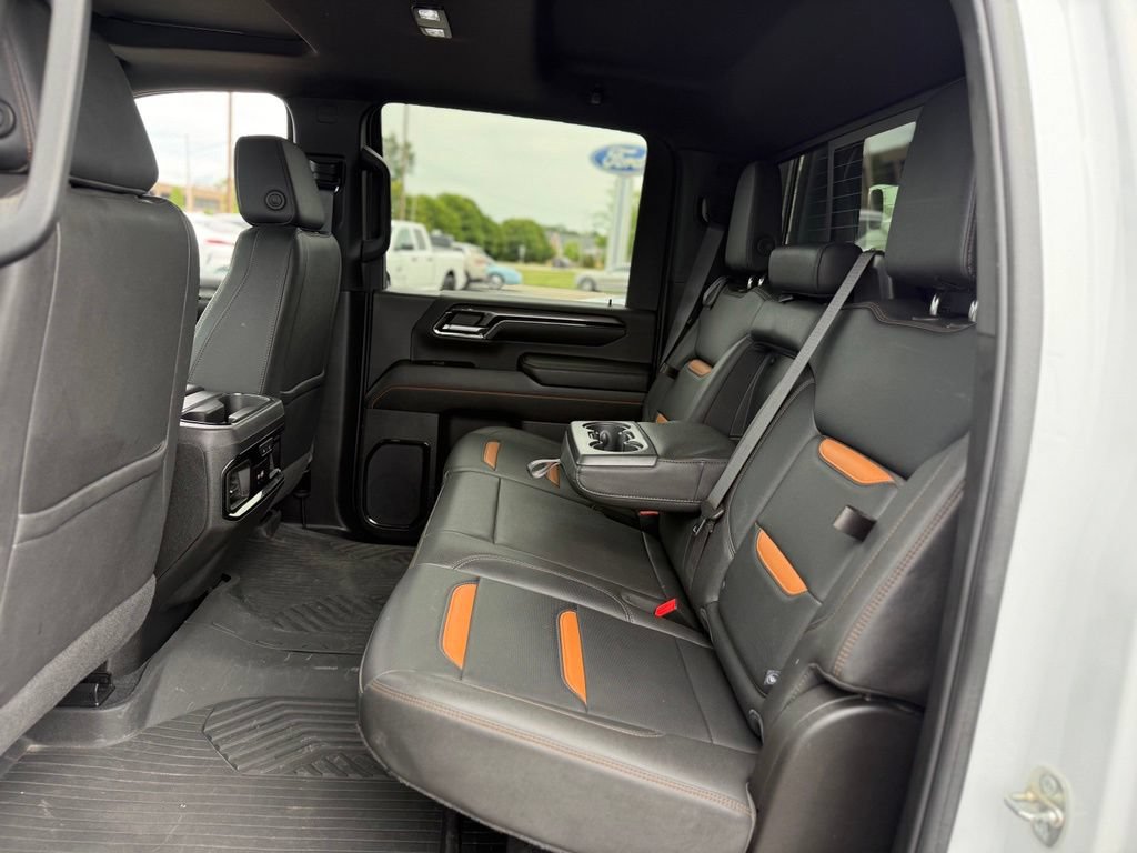 Used 2024 GMC Sierra 2500 AT4 w/ AT4 Premium Plus Package AWD/4WD image 16