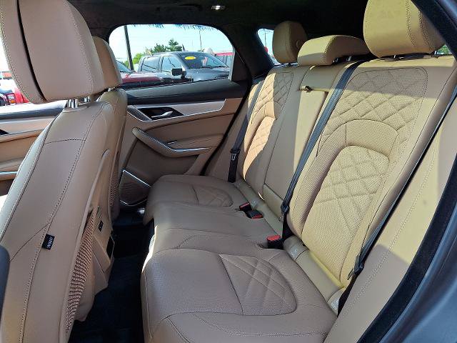 Used 2023 Jaguar F-PACE S AWD/4WD image 8