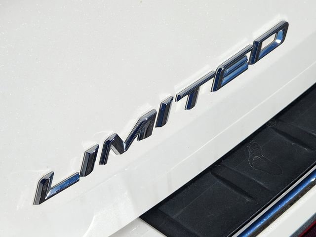 Certified 2023 Ford Explorer Limited w/ Equipment Group 301A image 19