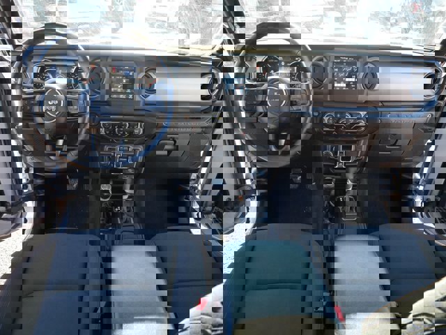 Used 2021 Jeep Wrangler Sport image 21
