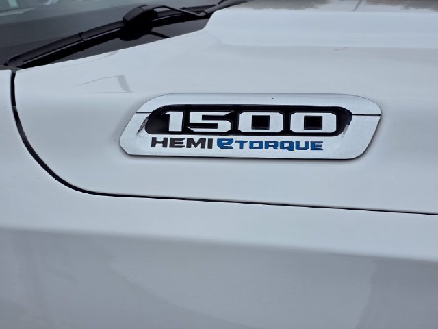 Used 2023 RAM 1500 Laramie AWD/4WD image 7