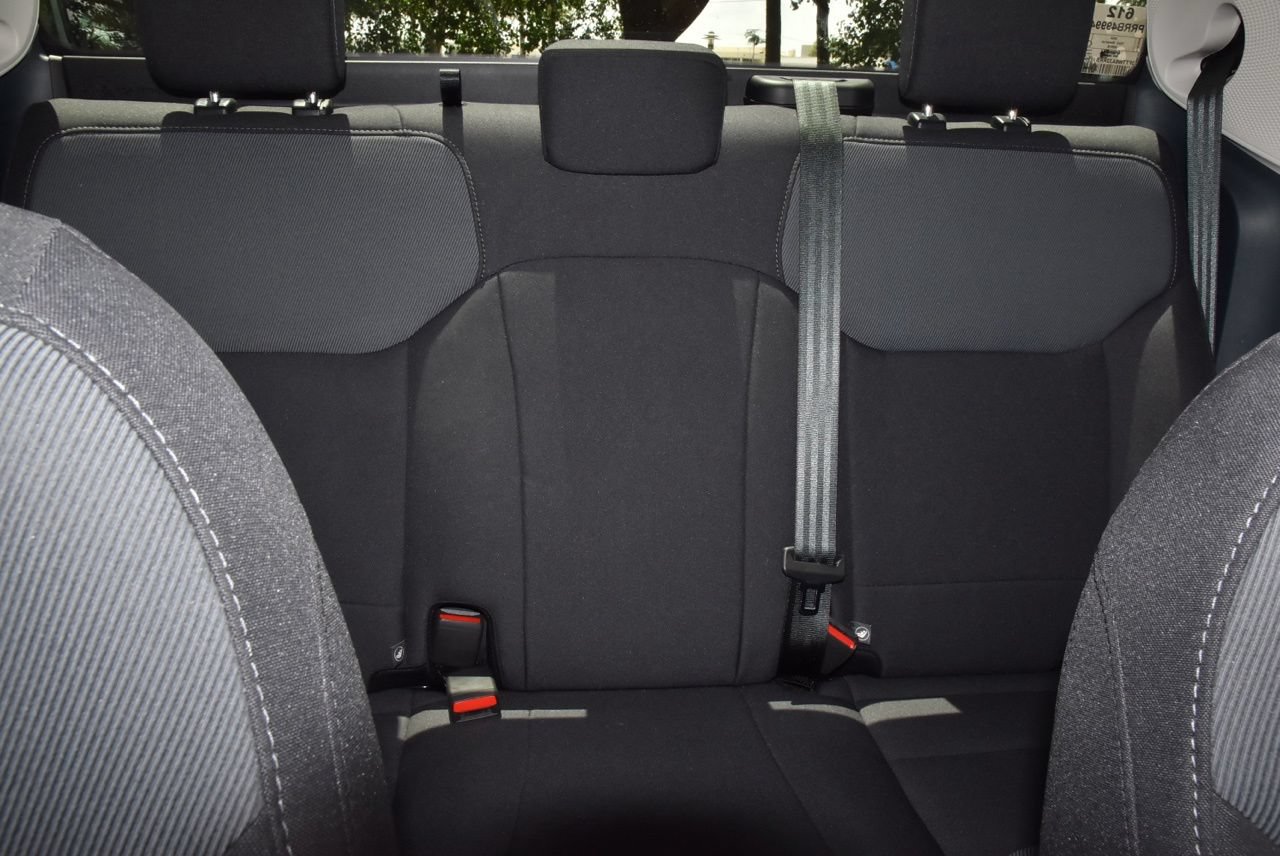 Certified 2024 Ford Maverick XL FWD image 19