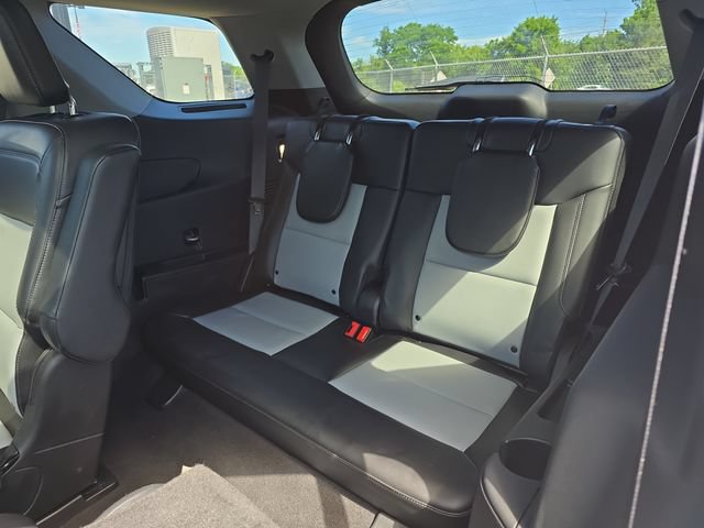 Certified 2023 Ford Explorer XLT w/ Equipment Group 202A AWD/4WD image 28