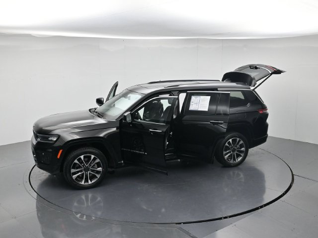 Used 2021 Jeep Grand Cherokee L Overland w/ Luxury Tech Group IV AWD/4WD image 51