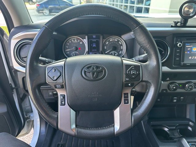 Used 2018 Toyota Tacoma SR5 RWD image 21