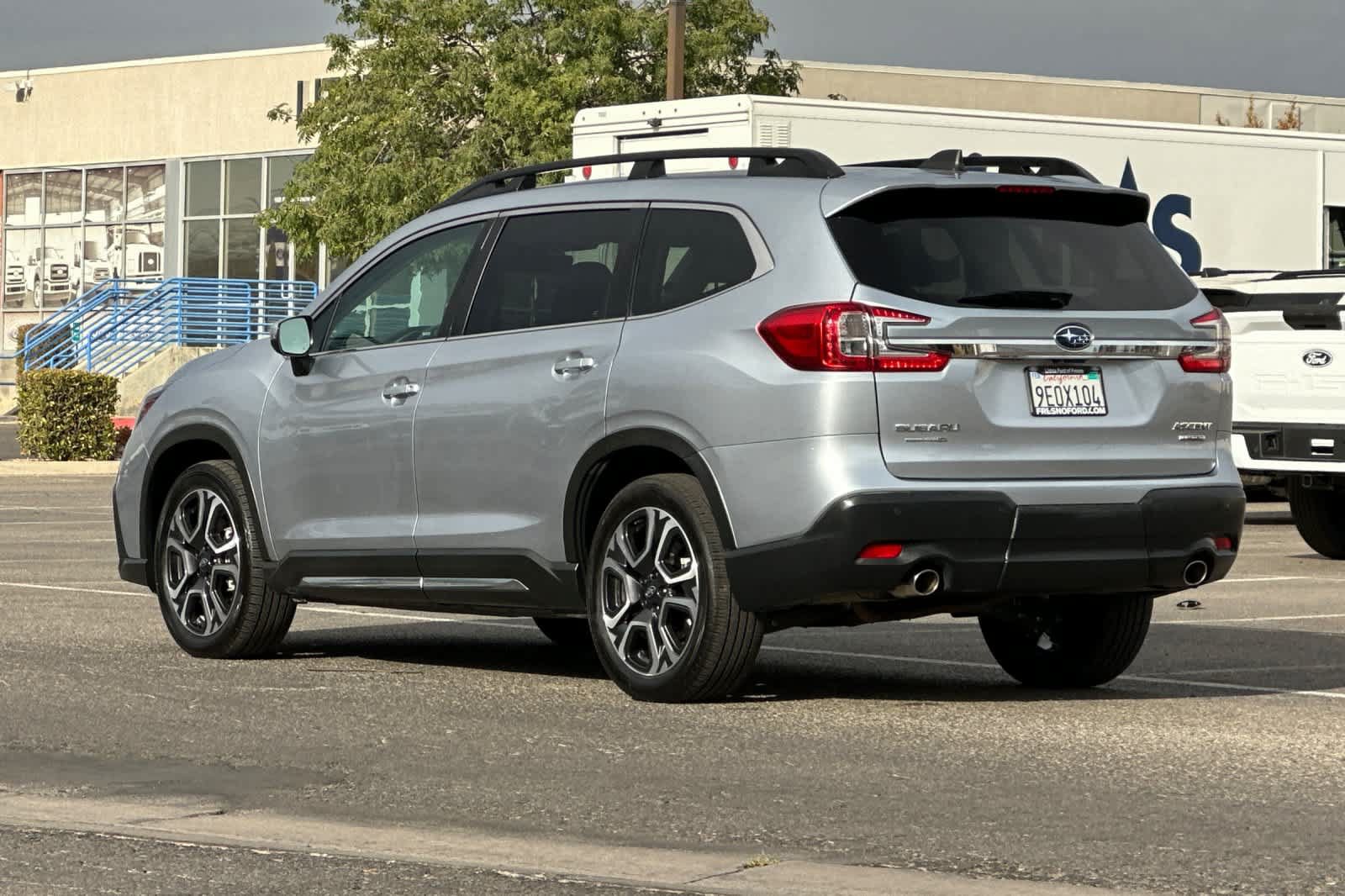 Used 2023 Subaru Ascent Limited AWD/4WD image 7