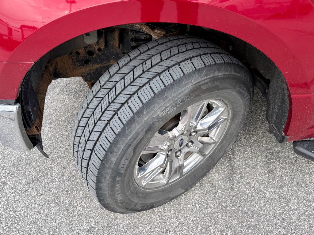 Certified 2017 Ford F150 XLT w/ Equipment Group 302A Luxury image 34