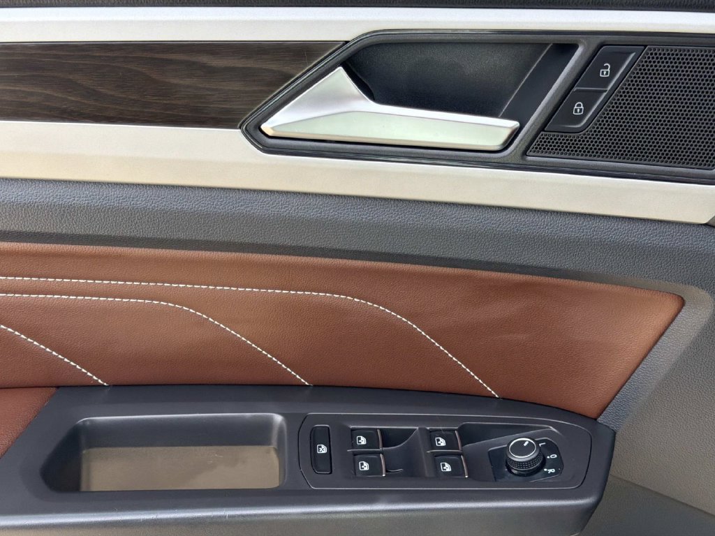 Used 2022 Volkswagen Atlas SE FWD image 21