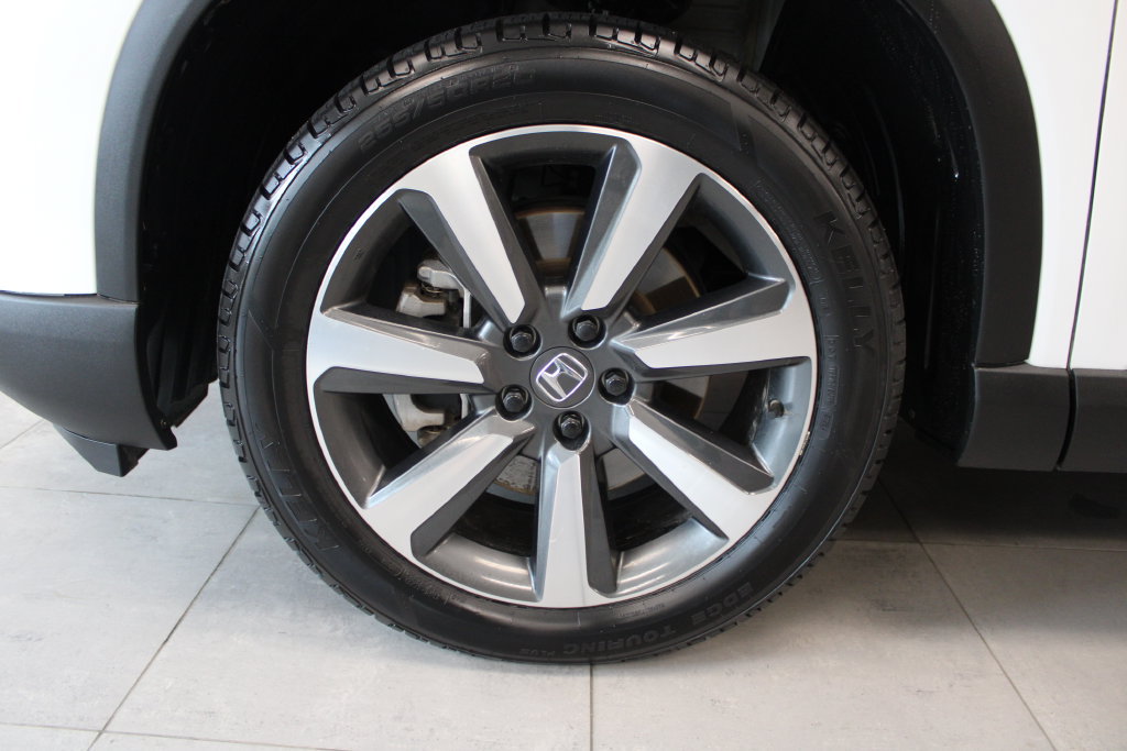 Used 2024 Honda Pilot Touring image 8