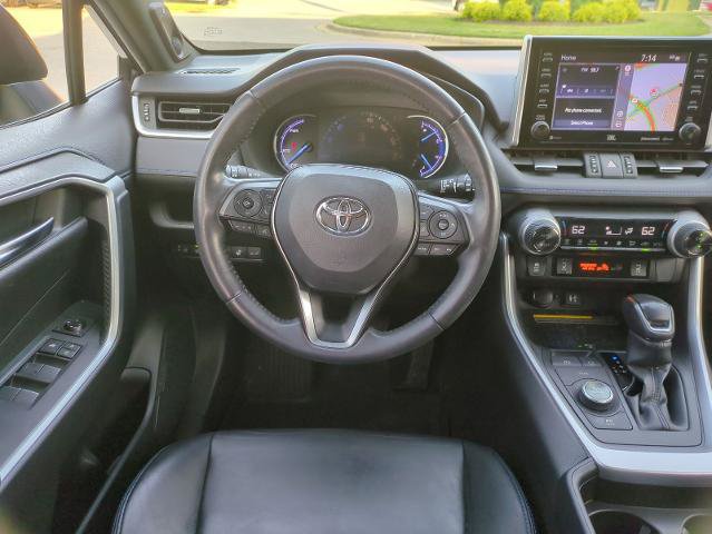 Used 2019 Toyota RAV4 XSE AWD/4WD image 13
