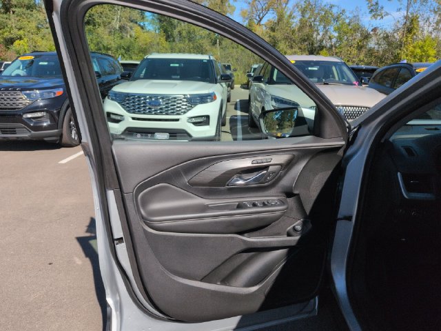 Used 2022 GMC Terrain SLT FWD image 27