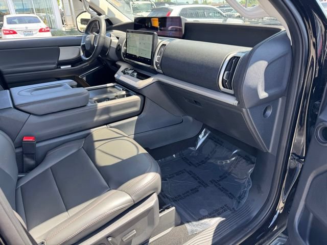 Certified 2025 Ford Expedition Max Active AWD/4WD image 40
