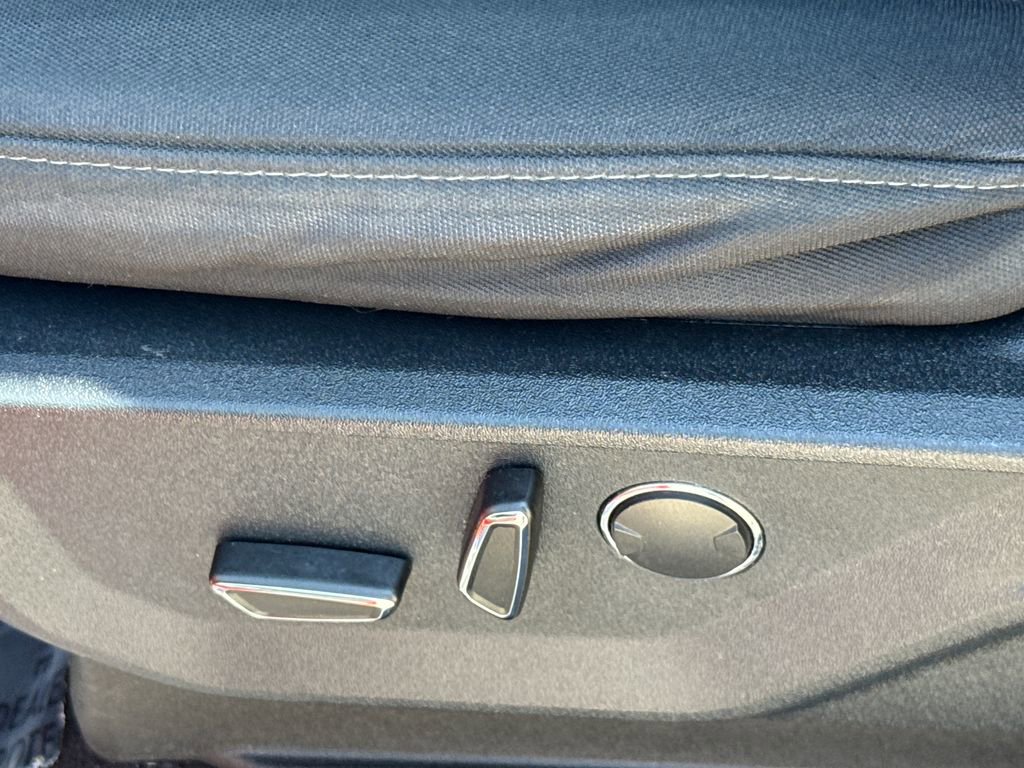 Certified 2021 Ford F150 XLT w/ Equipment Group 302A High image 27