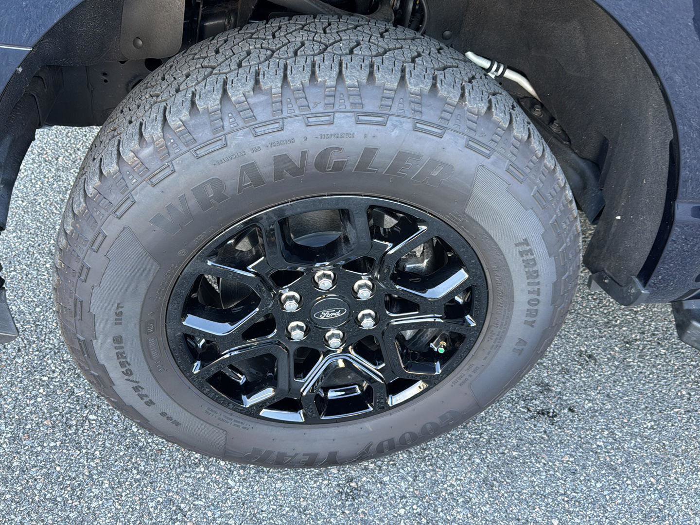 Certified 2024 Ford F150 XLT w/ Equipment Group 302A MID image 33