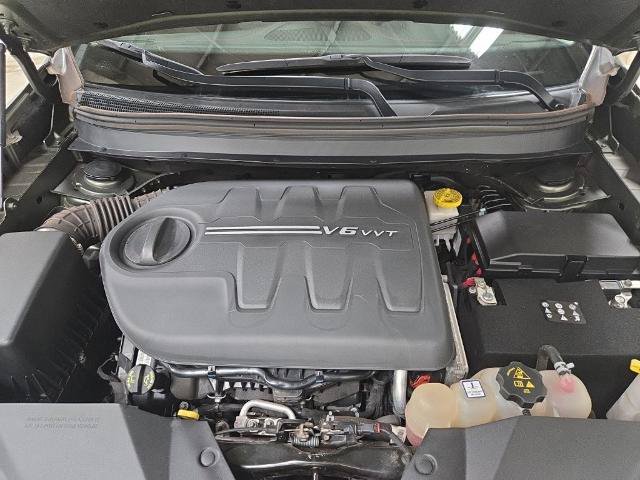 Used 2021 Jeep Cherokee Trailhawk w/ Trailer Tow Group AWD/4WD image 3