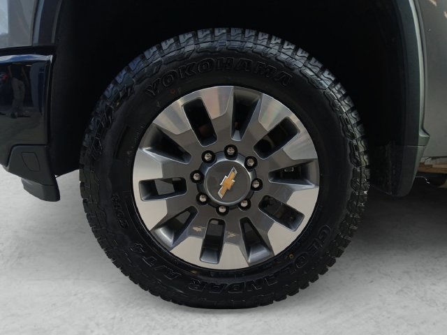 Used 2025 Chevrolet Silverado 2500 Custom w/ Custom Convenience Package AWD/4WD image 24