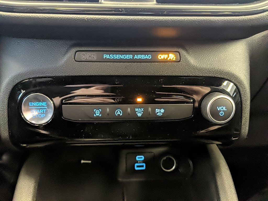 Certified 2023 Ford Escape ST-Line w/ Tech Pack #1 FWD image 20
