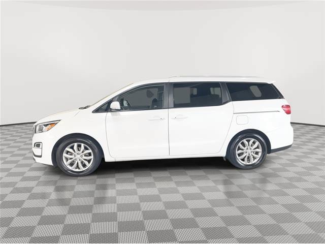 Used 2019 Kia Sedona EX FWD image 2