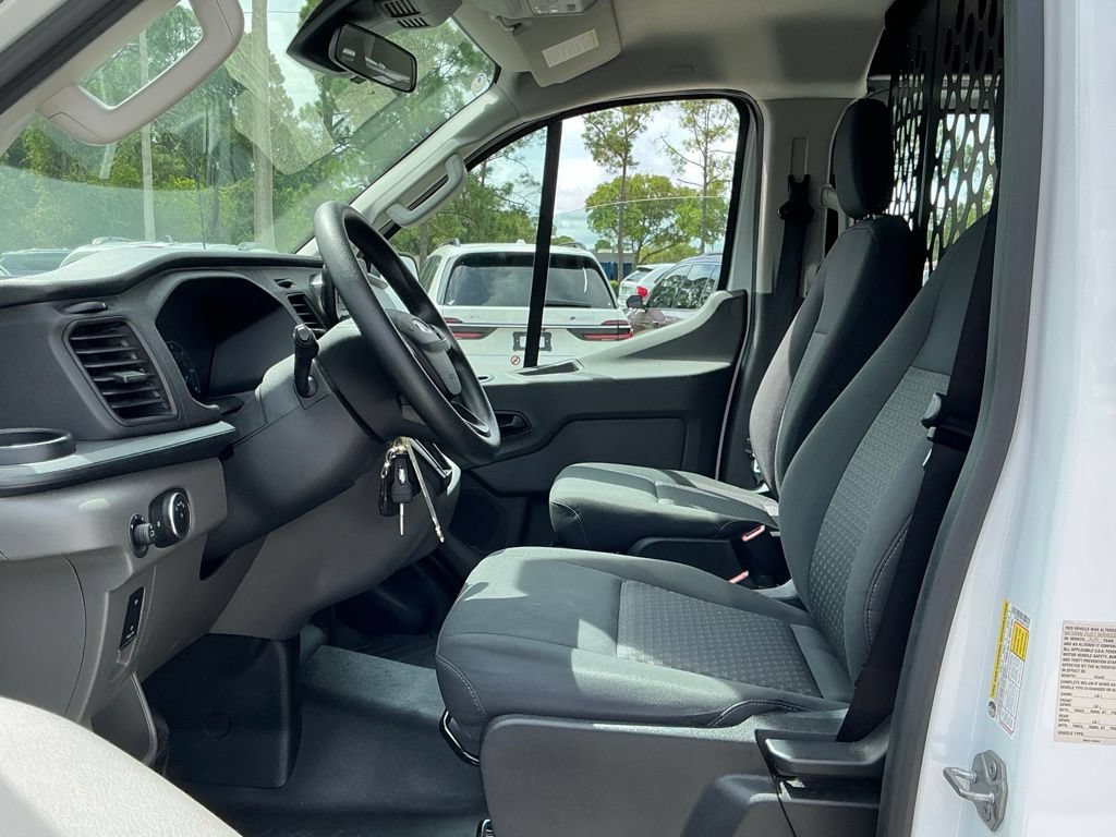 Certified 2025 Ford Transit 250 Low Roof w/ Exterior Upgrade Package RWD image 22