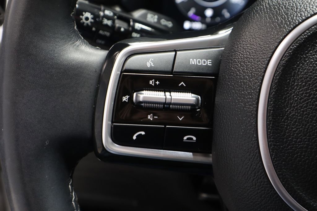 Used 2023 Kia Sorento SX image 30