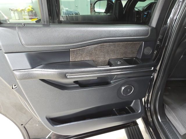 Certified 2020 Ford Expedition Max Limited w/ Equipment Group 302A image 40