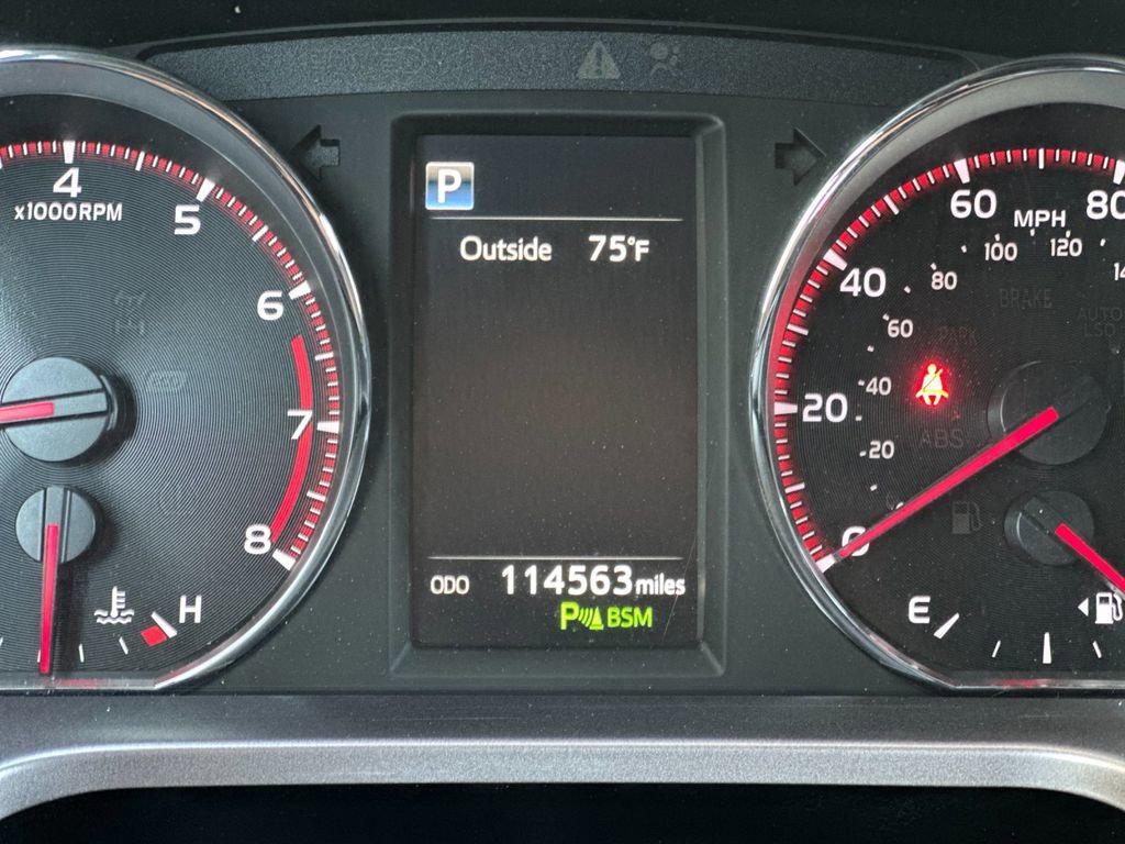 Used 2017 Toyota RAV4 SE FWD image 26