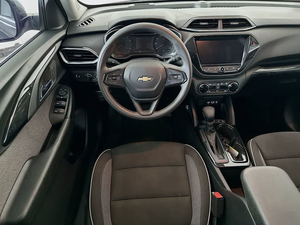 Used 2023 Chevrolet TrailBlazer LT w/ Convenience Package FWD image 10