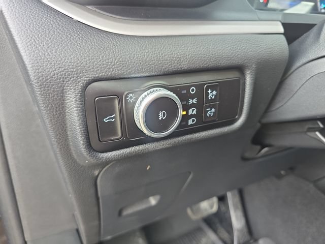 Certified 2023 Ford Explorer XLT w/ Equipment Group 202A AWD/4WD image 14