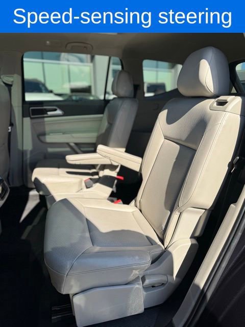 Used 2018 Volkswagen Atlas SEL w/ R-Line Package AWD/4WD image 24