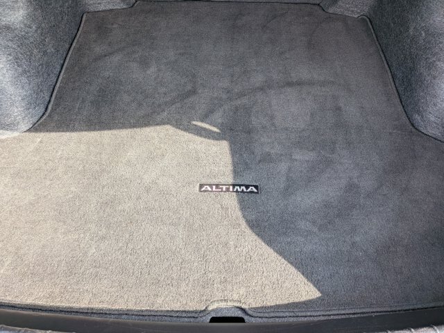 Used 2024 Nissan Altima 2.5 SV FWD image 23